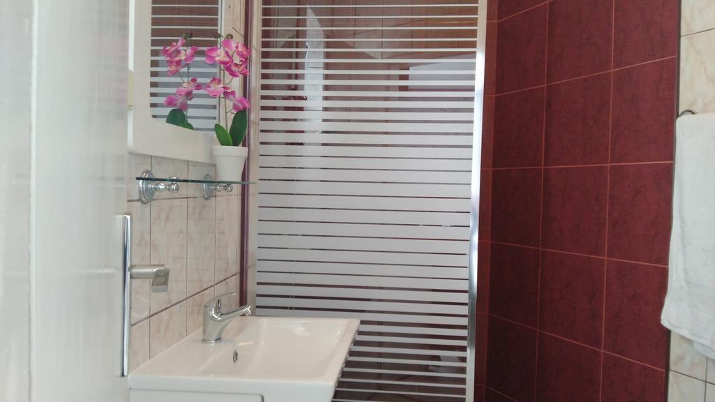 Apartments Jadran Херцег Нови Екстериор снимка