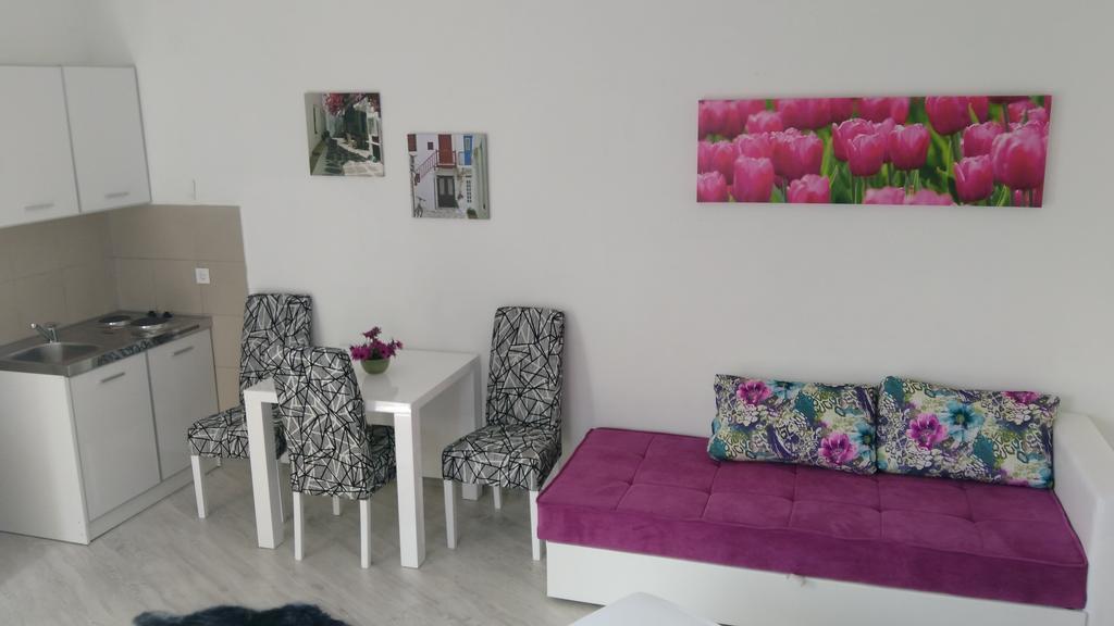 Apartments Jadran Херцег Нови Екстериор снимка