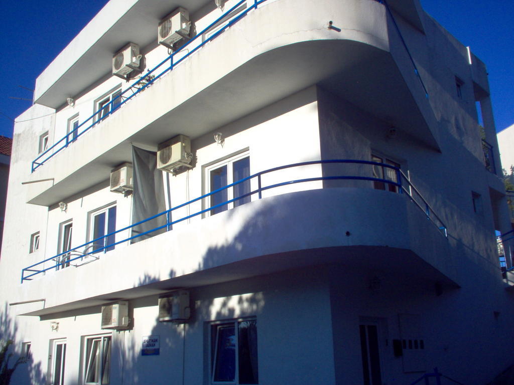 Apartments Jadran Херцег Нови Екстериор снимка