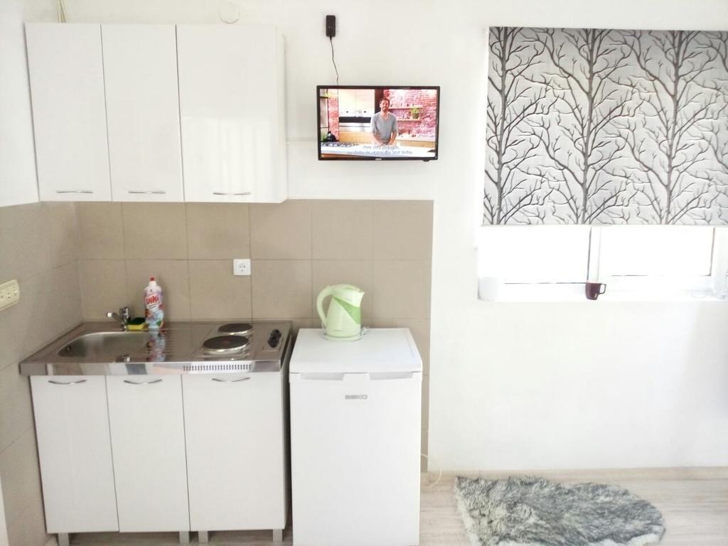 Apartments Jadran Херцег Нови Екстериор снимка